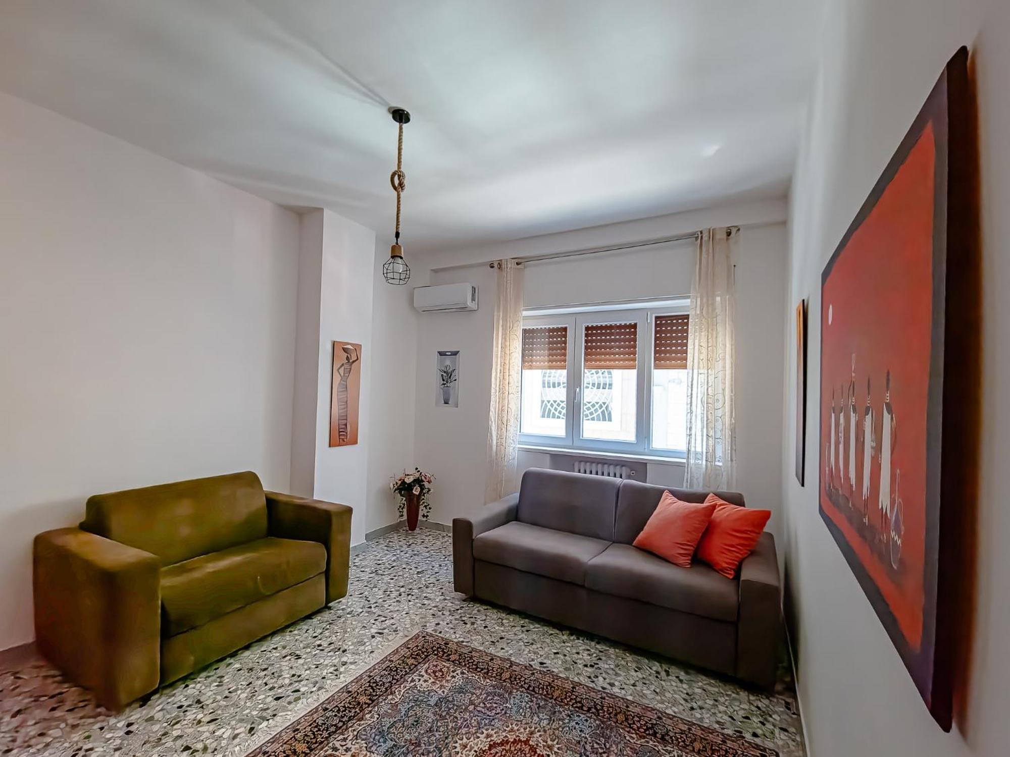 Garibaldi Square Apartment Bari Bagian luar foto