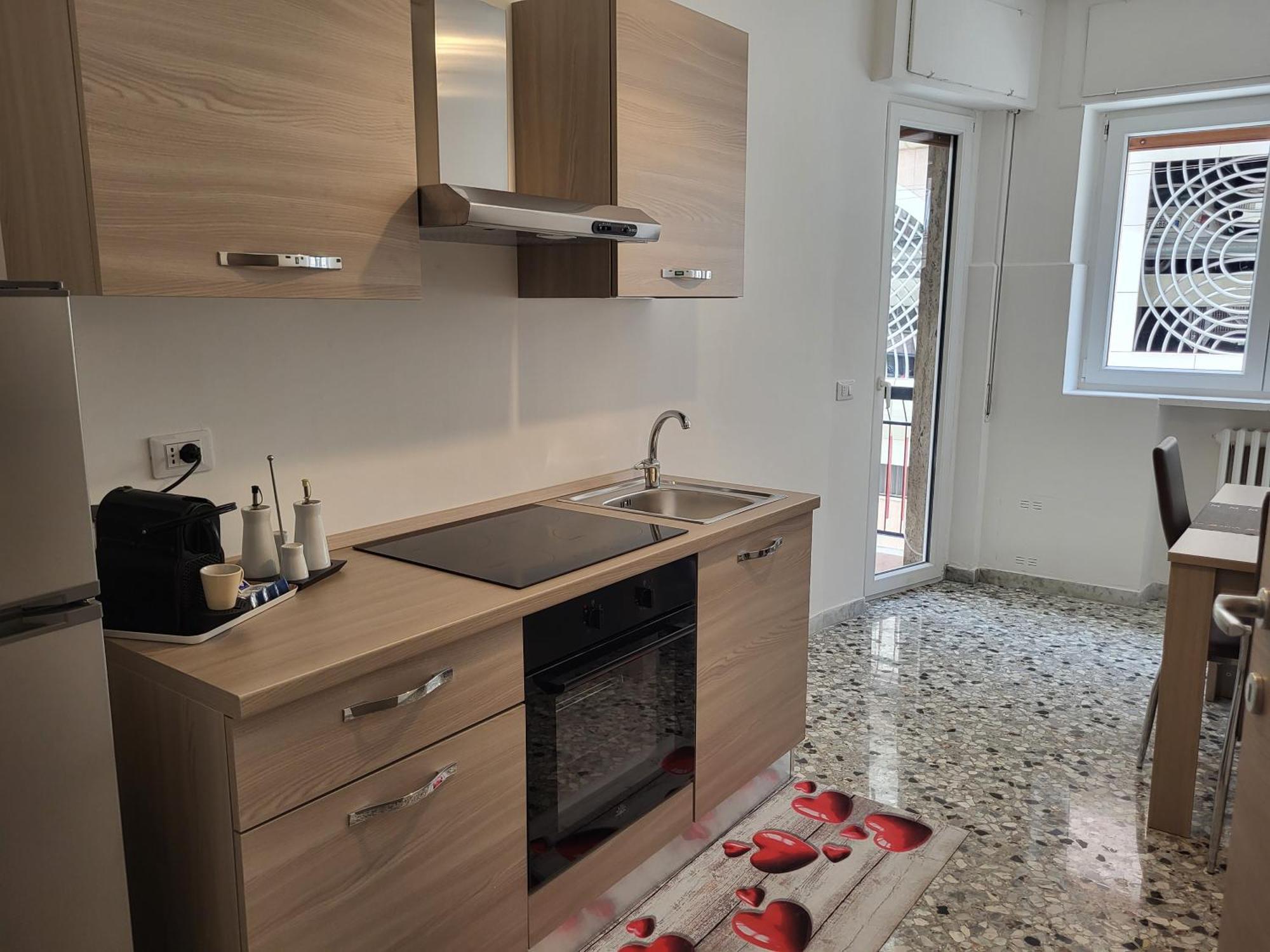 Garibaldi Square Apartment Bari Bagian luar foto